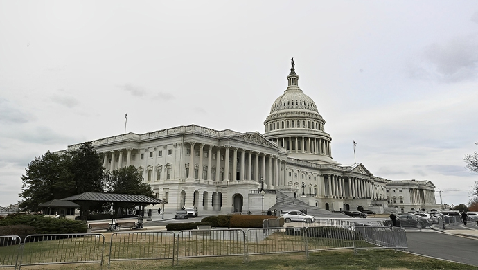 تأييد غالبية الكونغرس الأمريكي لمطلب الشعب الإيراني في تأسيس جمهورية ديمقراطية