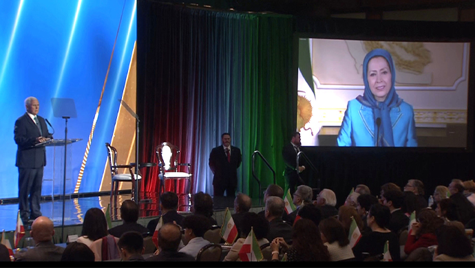 خصوصية دبلوماسية مجاهدي خلق وأسباب الدعم العالمي