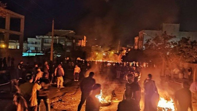 نبذة عن إنتفاضة إيران في يومها الـ181