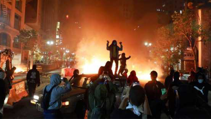 الانتفاضة الإيرانية بعد 6 أشهر؛ الإنجازات والتوقعات