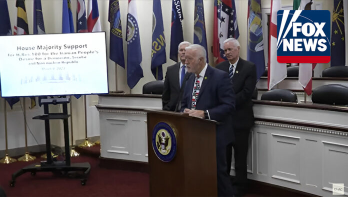 فوکس نیوز: القرار الذي يدعم جمهورية إيران العلمانية والديمقراطية يحظى بدعم الأغلبية من الحزبين في مجلس النواب