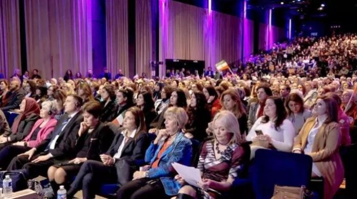 في يوم المرأة العالمي ادانات نسائية واسعة لتسميم التلميذات في ايران