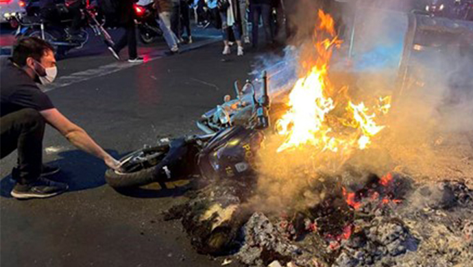 نبذة عن إنتفاضة إيران في يومها الـ197