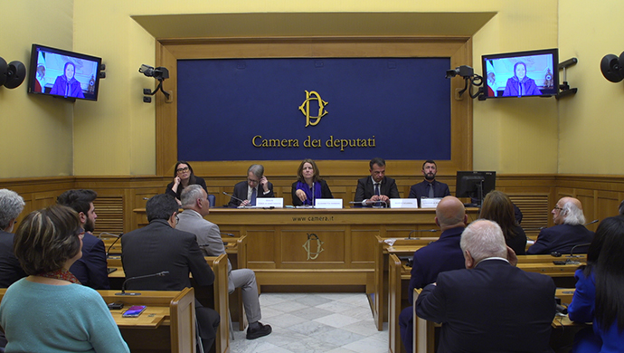 المشرعون الإيطاليون يحثون على تغييرات في السياسة لدعم المعارضة الإيرانية المؤيدة للديمقراطية