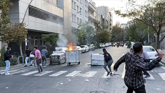 نبذة عن انتفاضة إيران فی یومها الـ224