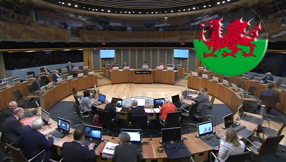 دعم غالبية أعضاء برلمان ويلز لخطة السيدة مريم رجوي المكونة من 10 نقاط