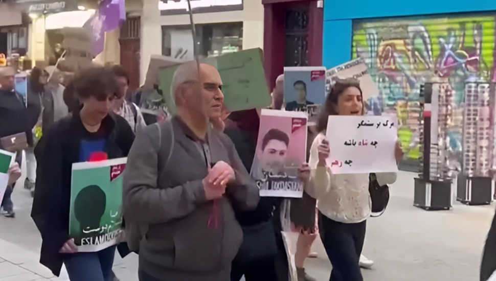 باريس - مظاهرات الإيرانيين ضد انتشار الإعدامات في إيران 