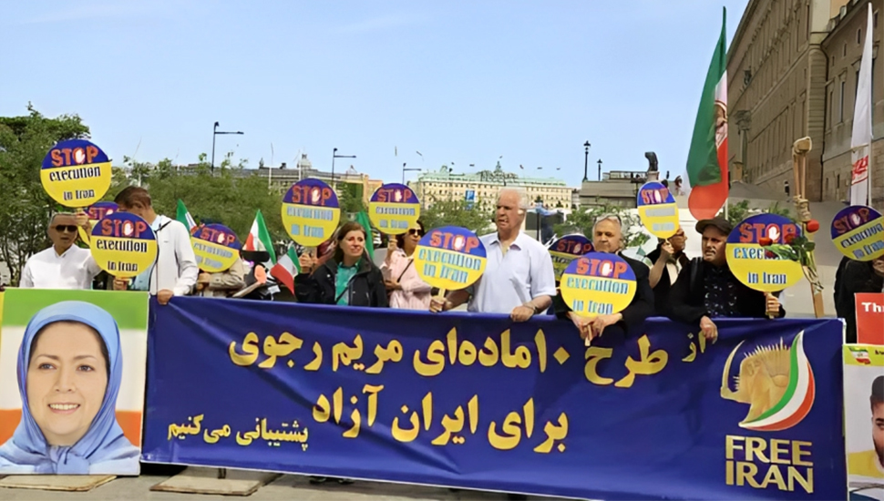 مظاهرات الإيرانيين في 13 بلدا اوروبيا واستراليا ضد الصفقة المخزية لإطلاق سراح أسد الله أسدي الإرهابي