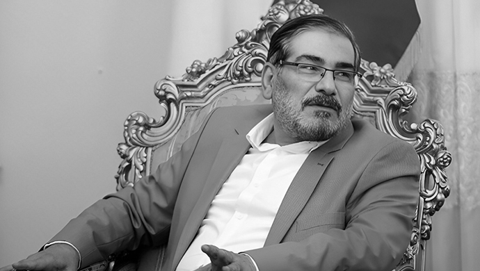 إقالة الحرسي شمخاني من منصب سكرتير مجلس الأمن الأعلى للنظام