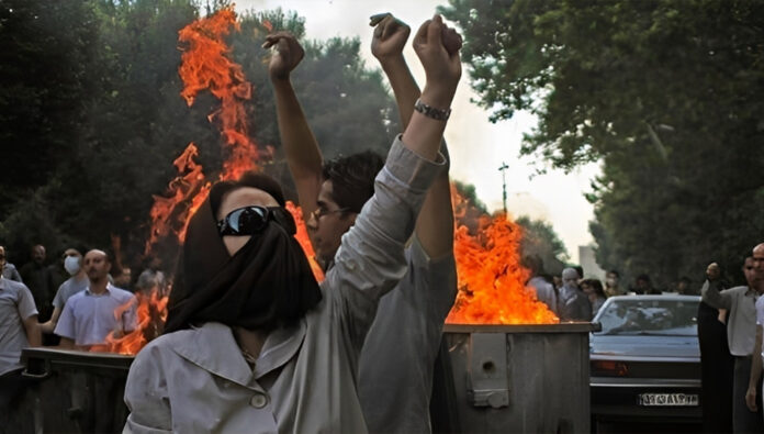 إيران - النهوض النهائي لإسقاط الدكتاتورية! 