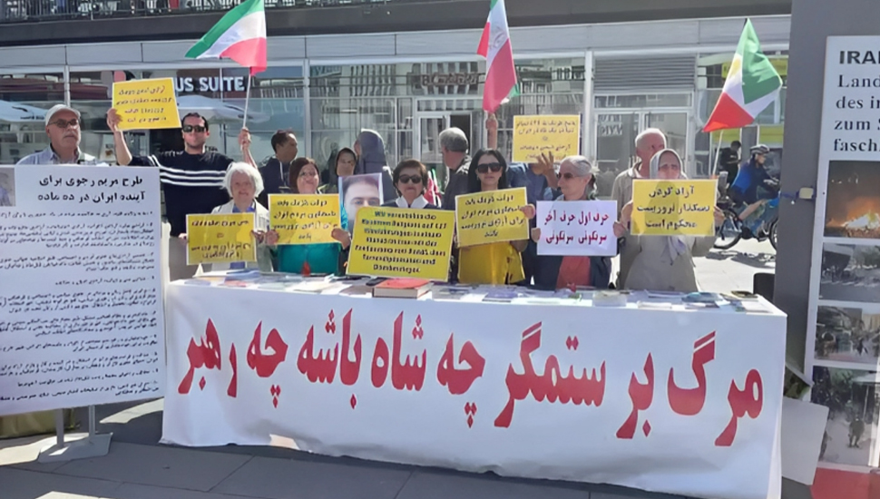 كولونيا ودوسلدورف - مظاهرة للإيرانيين احتجاجا على إطلاق سراح الدبلوماسي الإرهابي لنظام الملالی