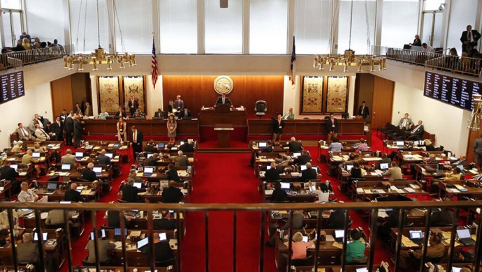 بيان غالبية نواب ولاية كارولينا الشمالية لدعم جمهورية ديمقراطية لإيران وخطة السيدة مريم رجوي