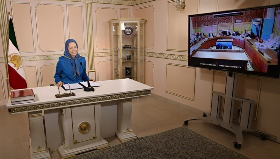 مریم رجوي للملالي : دباباتكم عاجزة عن منع عاصفة الحرية