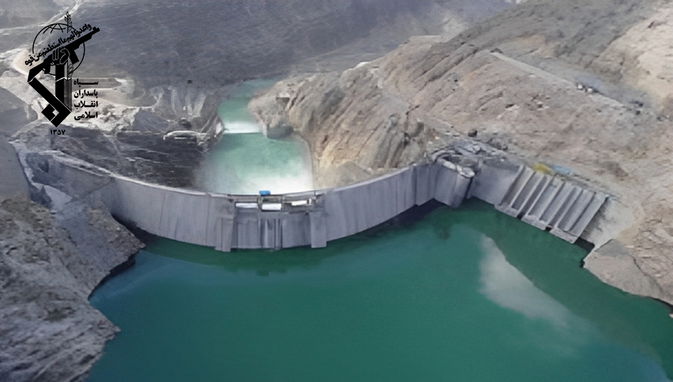 كيف يستغل الحرس والشركات التابعة للحكومة احتياطيات المياه الإيرانية 