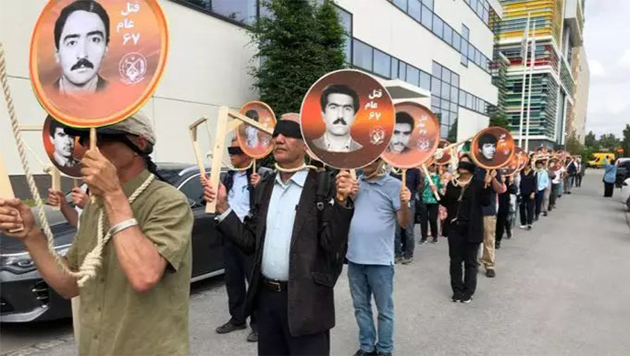 ستوكهولم، السويد – مظاهرات الإيرانيين أمام محكمة السفاح حميد نوري