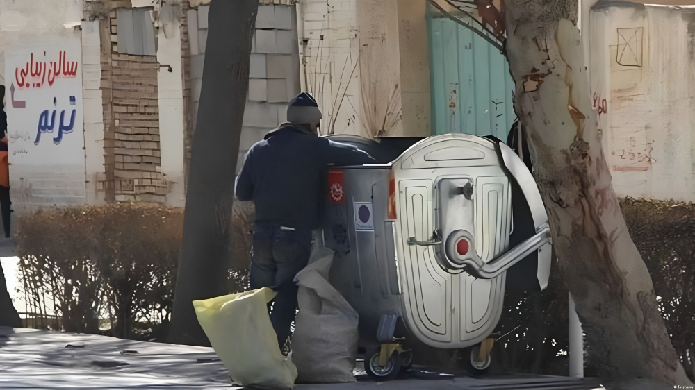 خبیر اقتصادي حكومي: الظروف التي نشهدها الآن في إيران تتجاوز الأزمة 