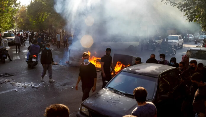 جواد إمام: علينا أن ننتظر أحداث مؤسفة، سيل عارم قادم لا يمكن إيقافه 