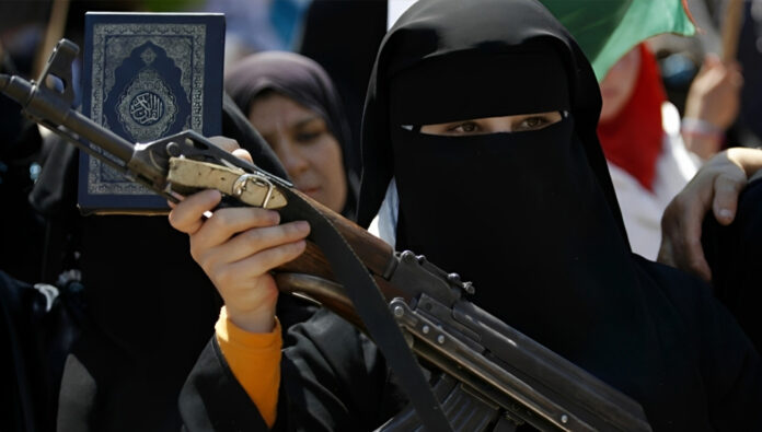 نظام الایرانی يجند نساء في ديرازور براتب مليون ليرة سورية 