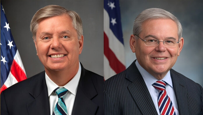 قدم أعضاء مجلس الشيوخ غراهام ومينينديز وبلومنتال قانون مراقبة التخصيب للنظام الإيراني لعام 2023 