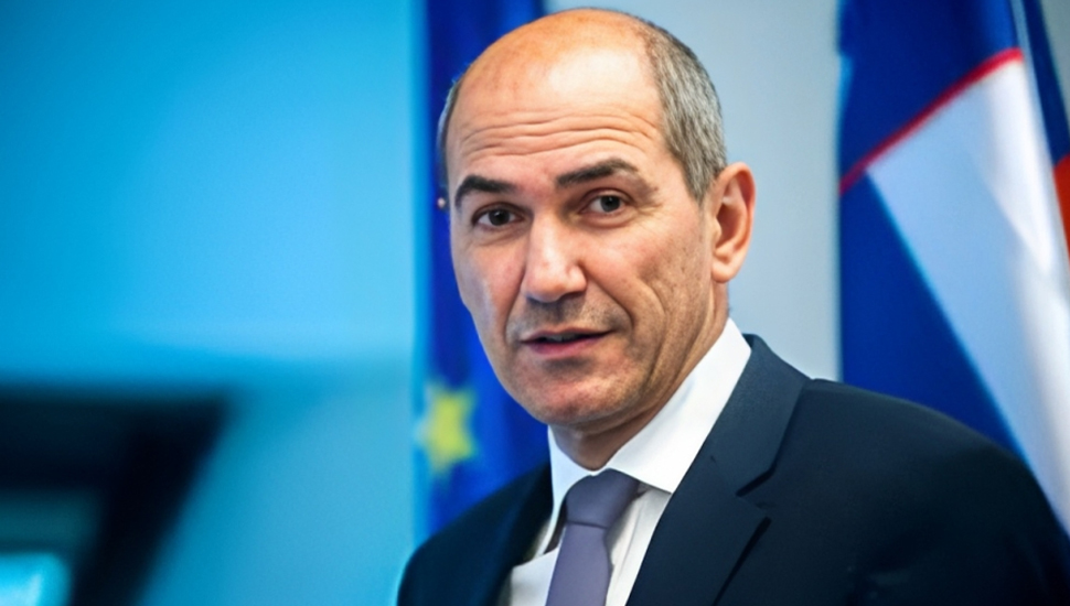 يانس جانشا رئيس وزراء سلوفينيا السابق: مقاومة الشعب الإيراني أمام نظام معاد للنساء تقودها امرأة مسلمة