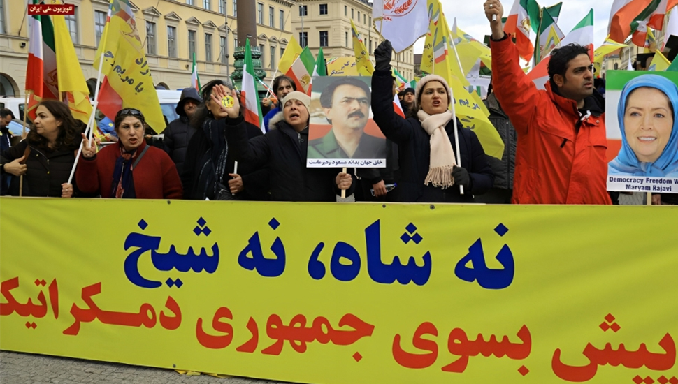 كلوب نيوز إيطاليا حول تجمع إيران الحرة: كانت مريم رجوي البطلة السياسية بلا منازع لهذا الحدث العالمي