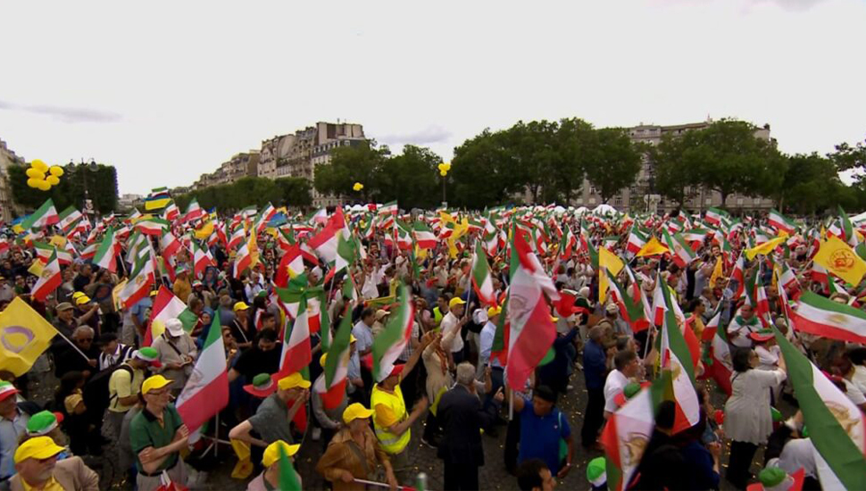 كيف أثبت مؤتمر إيران الحرة لهذا العام استقلال المقاومة الإيرانية؟