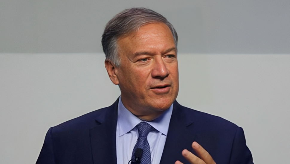 مايك بومبيو: قيادة مريم رجوي تبني البنية التحتية لجمهورية حرة ومستقلة وديمقراطية في إيران