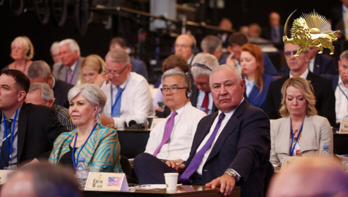 المعارضة الإيرانية تكتسب مصداقية: قضية الدعم الغربي