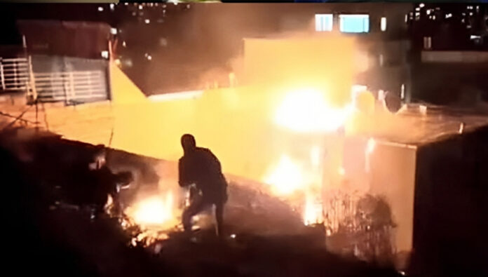 23عملية تفجير وإشعال النار في مراكز قمع ونهب تابعة لنظام الملالي في المدن الإيرانية