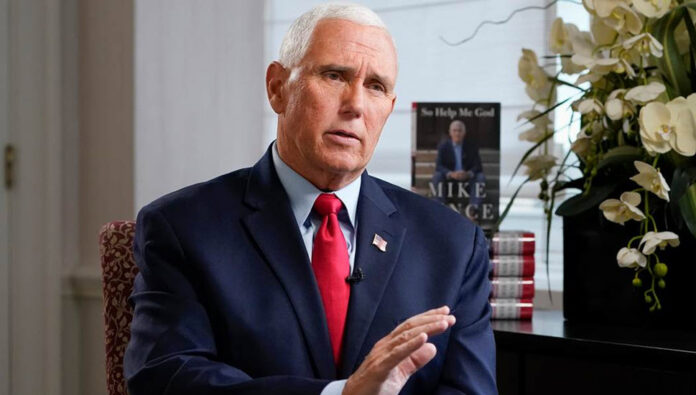 تاون هول نقطة تحول سياسية في باريس؛ زعماء العالم ينضمون إلى المعارضة الإيرانية