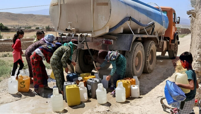 أزمات المياه والكهرباء المتشابكة في إيران