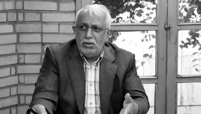 المدير العام السابق لشؤون الشرق الأوسط في خارجية النظام الإيراني: إيران فقدت استقلالها السياسي والمالي