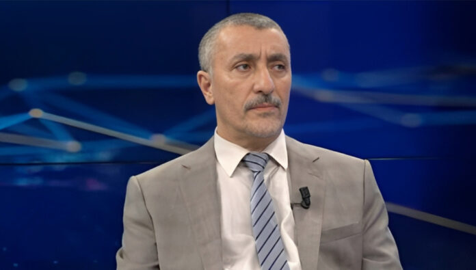 معوضة ينتقد ازدواجية معايير الغرب في التعامل مع جرائم الملالي