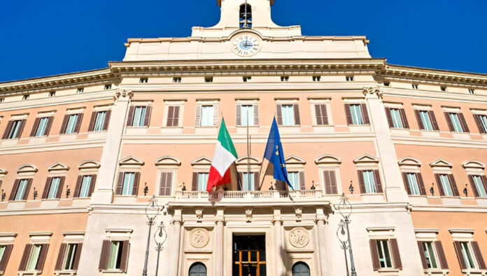 لجنة البرلمانيين الإيطالية: محاكمة قادة نظام الملالي أمام محكمة دولية بتهمة ارتكاب جرائم ضد الإنسانية