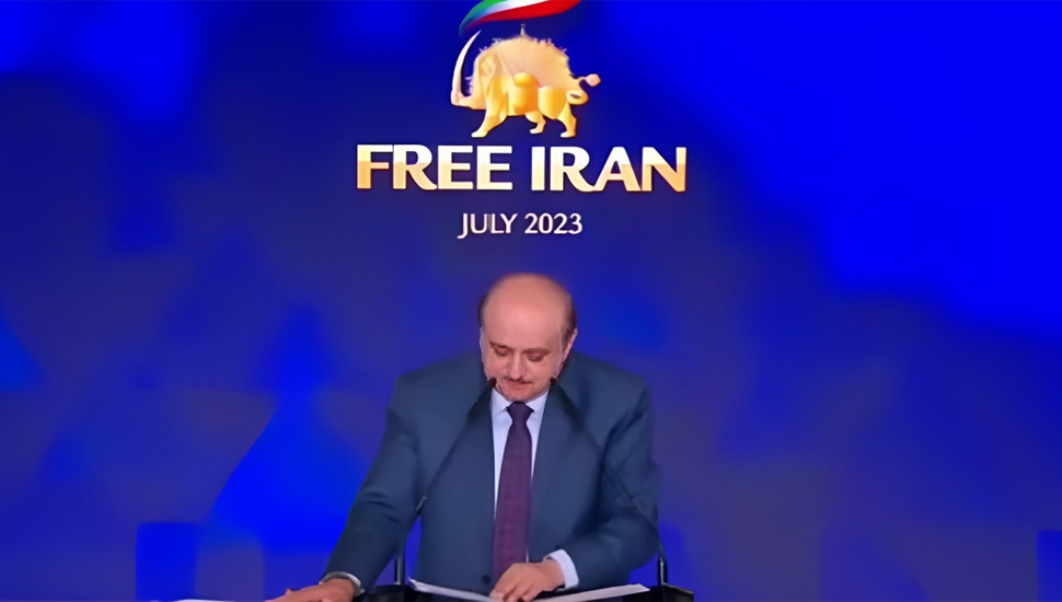 عوجان : ملالي ايران يؤرقون العالم