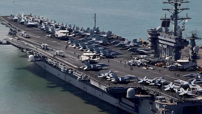 نشرقوات عسکرية أمريكية في سفن تجارية تمر عبر مضيق هرمز