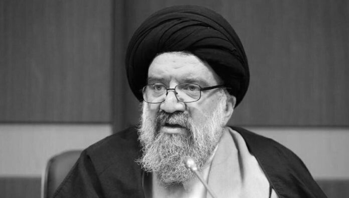 اعتراف الملا احمد خاتمي بزيادة مقتل قوات الشرطة على يد الشعب الايراني الغاضب