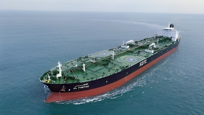 نيويورك تايمز: الولايات المتحدة تضبط النفط الإيراني بسبب انتهاكات العقوبات وتهريب النفط إلى الصين