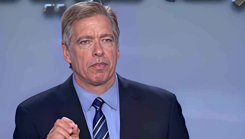 السفير الأمريكي مارك غينسبيرغ: سنرى تغييراً النظام في إيران