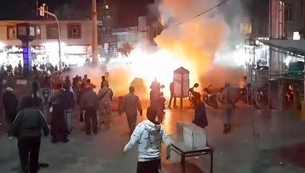 نظام الملالي فاشل في قمع انتفاضة الشعب الإيراني.. لماذا؟