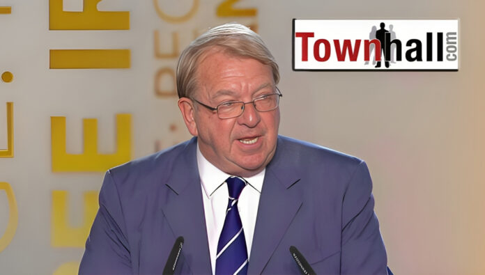 تاون هال:  نساء إيران يمهدن الطريق إلى الحرية