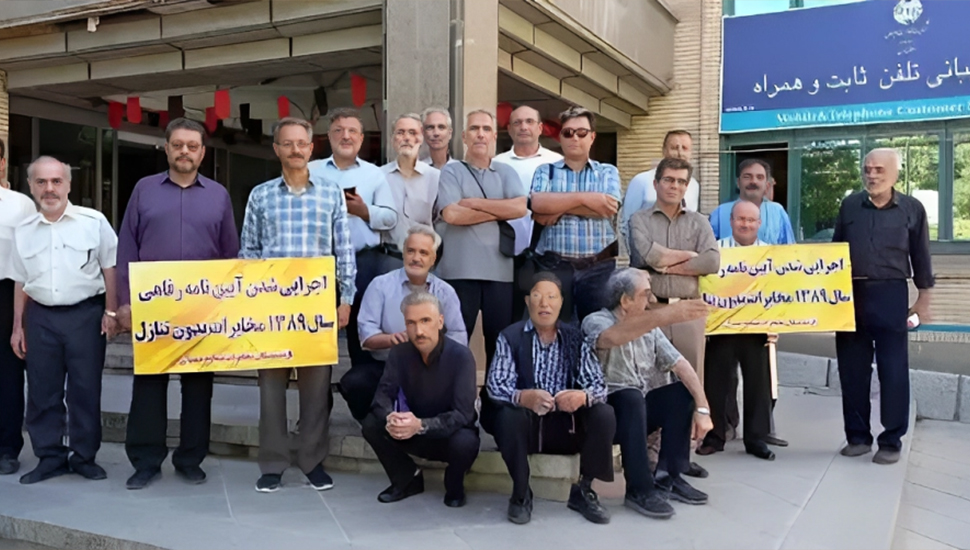 استمرار المسيرات والتجمعات الاحتجاجية للمتقاعدين في طهران والمدن الإيرانية