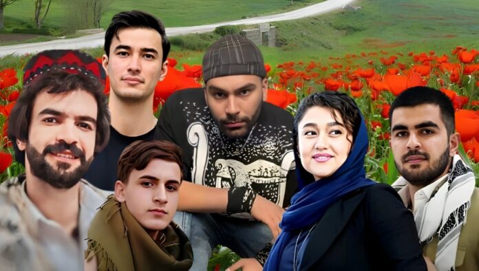 احتجاجات حاشدة في إيران في ذكرى الانتفاضة الوطنية