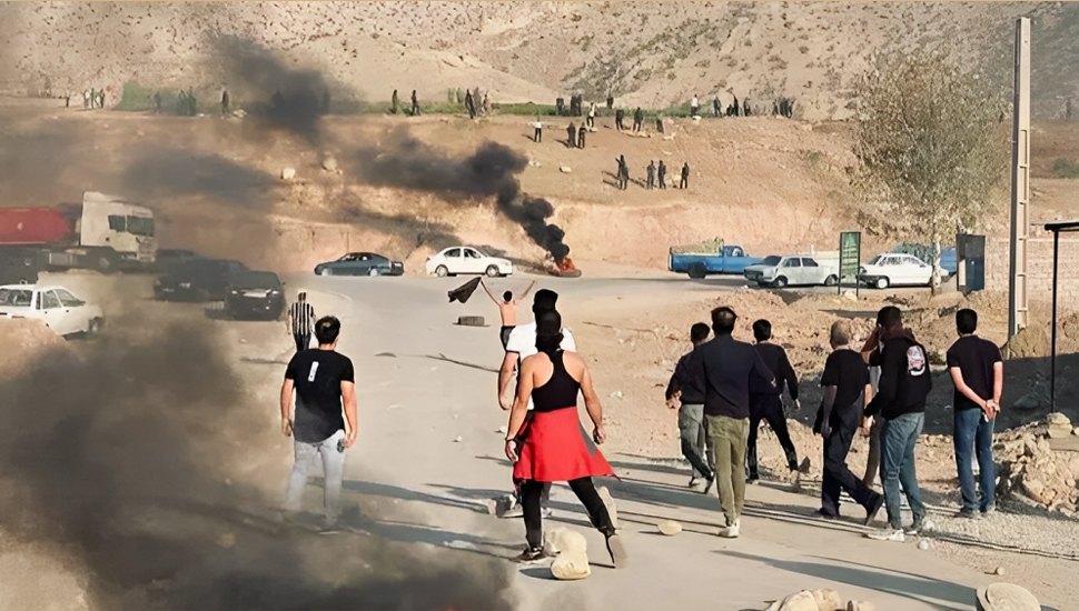 ذكرى انتفاضة الشعب الإيراني وخوف النظام من مجاهدي خلق