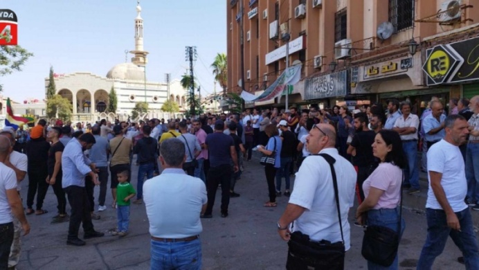 تجمعات احتجاجية لمتقاعدي الاتصالات في طهران و16 مدينة أخرى في إيران