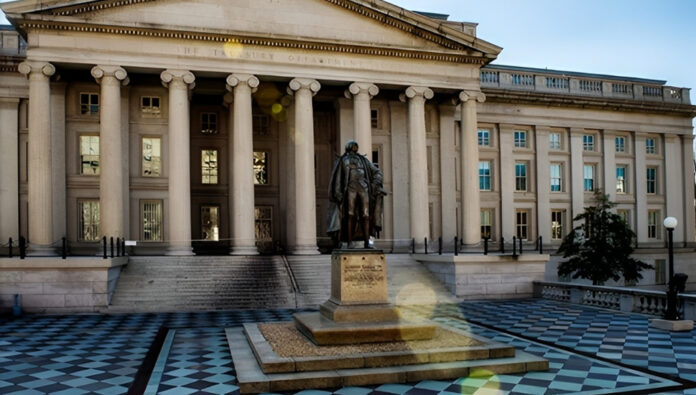 الخزانة الأمريكية تفرض عقوبات على الجهات التي تدعم برامج الصواريخ والطائرات بدون طيار الإيرانية