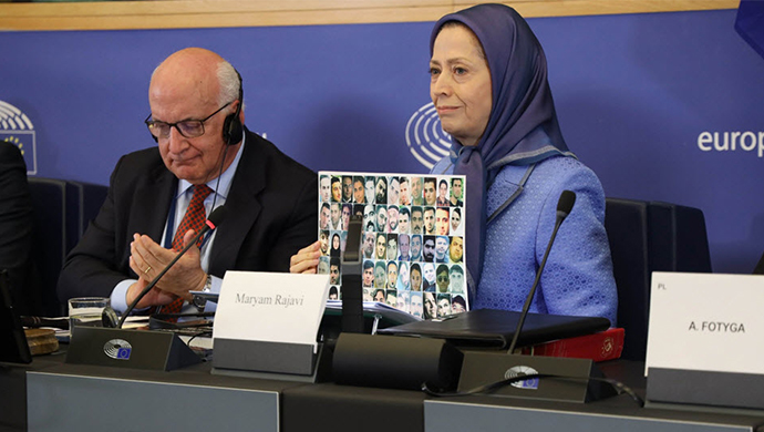 اي ريبورتر: مريم رجوي طلبت من قادة الاتحاد الأوروبي إدراج الحرس الإيراني كمنظمة إرهابية