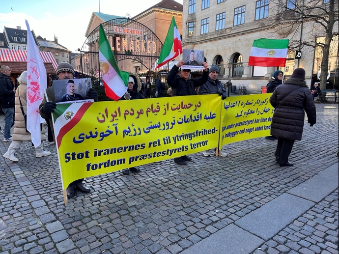 وقفات الإيرانيين في كوبنهاغن وستوكهولم وهايدلبرغ