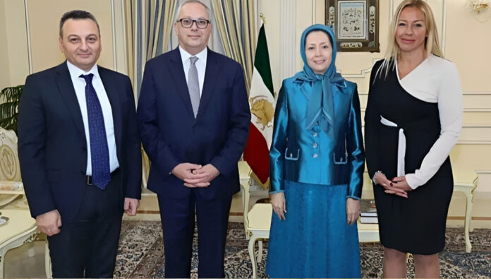 بيان صحفي من الحزب الوطني في مالطا - تأكيد على ضرورة اتخاذ سياسة حازمة من قبل الاتحاد الأوروبي تجاه إيران