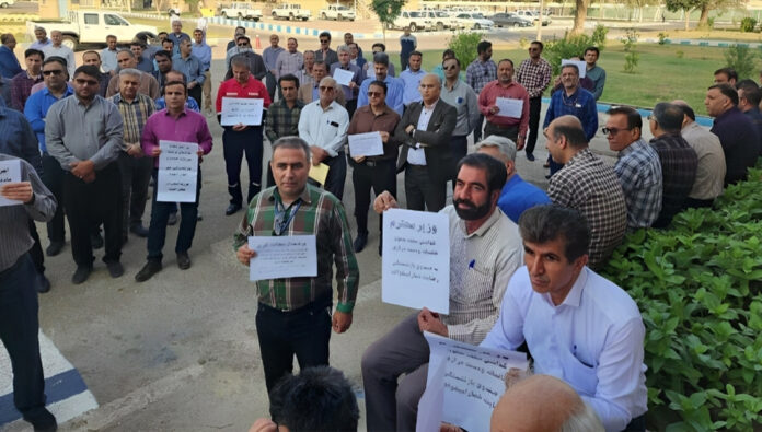 استمرار التجمع الاحتجاجي للعاملین في شركة آغاجاری لاستثمار النفط والغاز